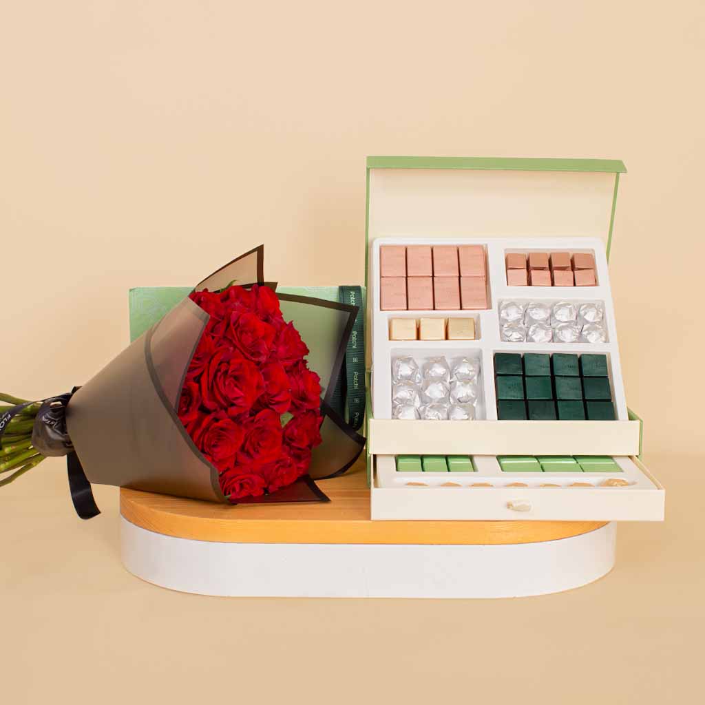 Flowrista Online Flowers Shop Patchi 95-Piece Box & 15 Red Flowers - Luxury Gift Set