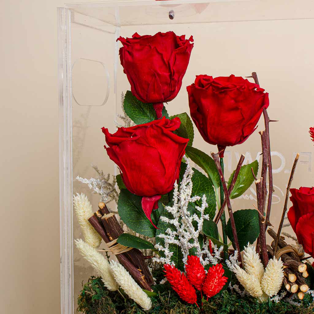 Luxury Red Eternity Roses box | Flowrista