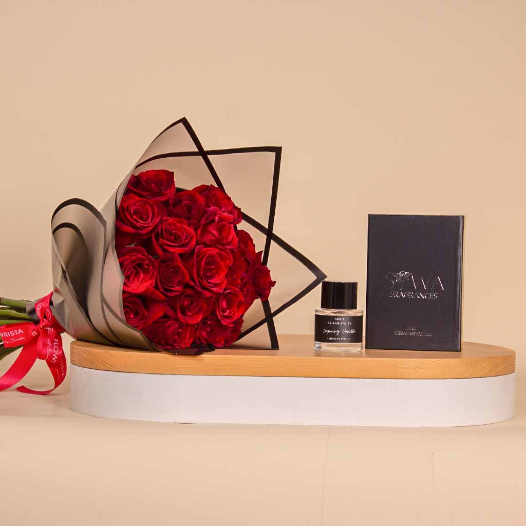 Flowrista Online Flowers Shop Siwa Layering Vanilla with Hand Bouquet of 20 Red Roses