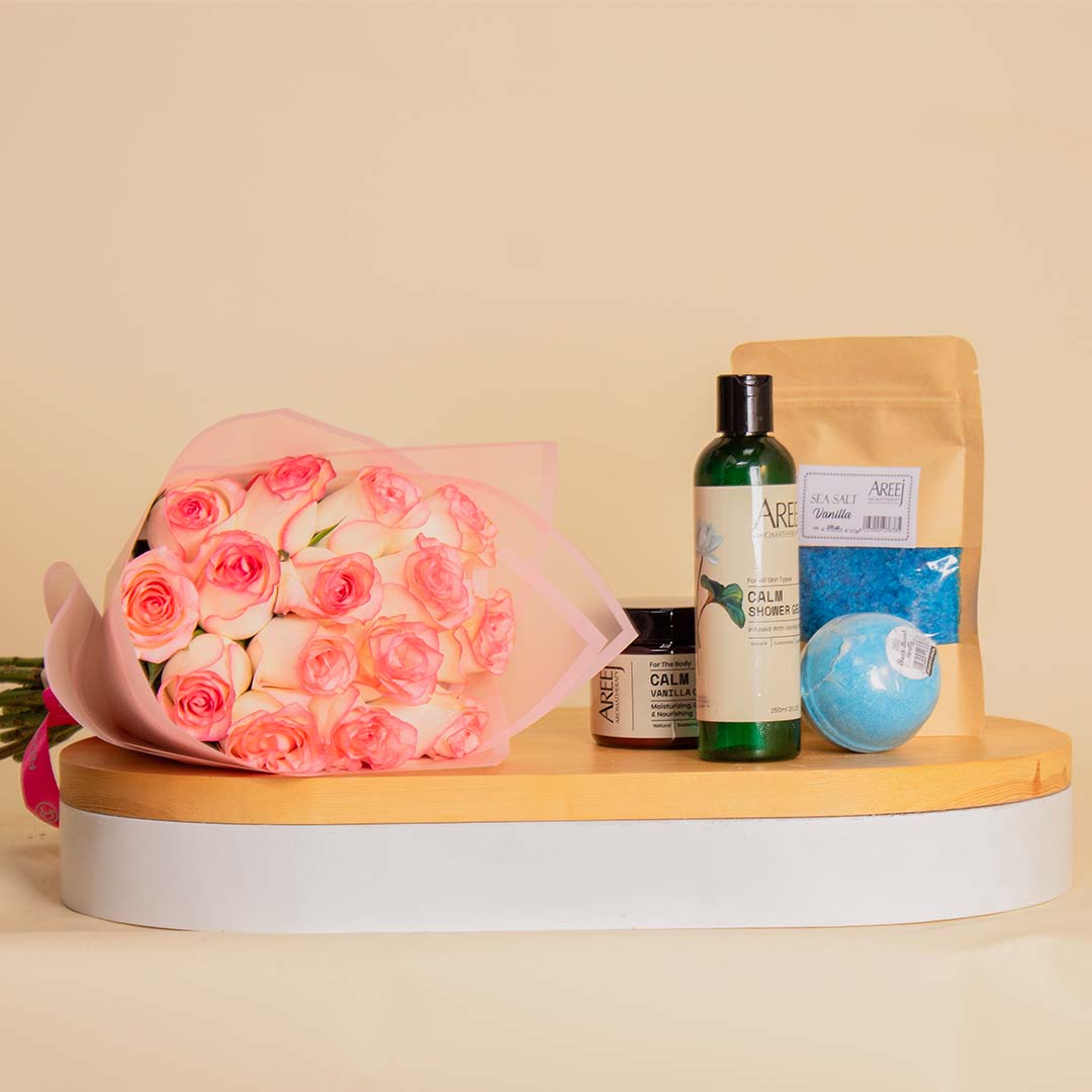 Flowrista Online Flowers Shop Areej Vanilla Set with Hand Bouquet of 20 Pink Roses