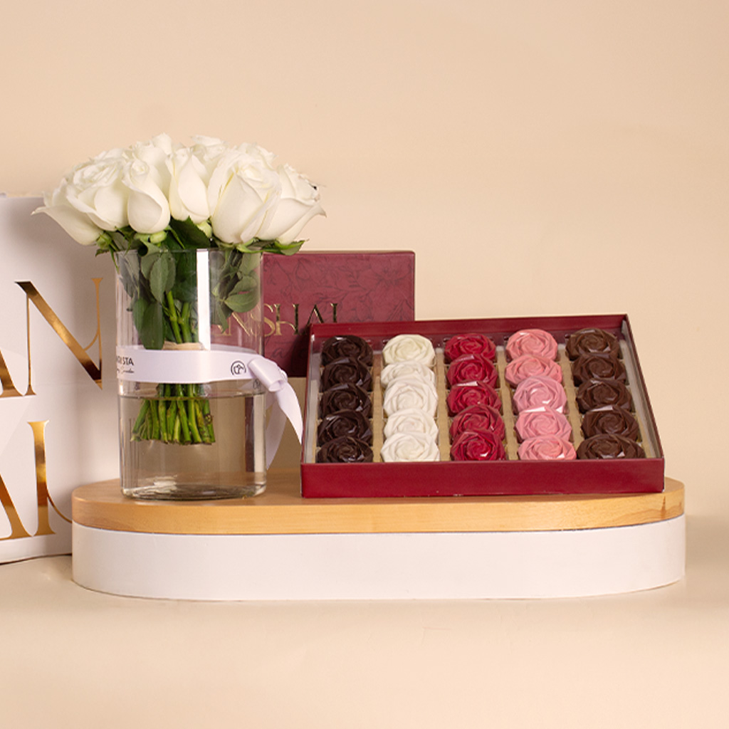 Flowrista Online Flowers Shop Shanshal Chocolate Flowers & 20 White Roses Vase