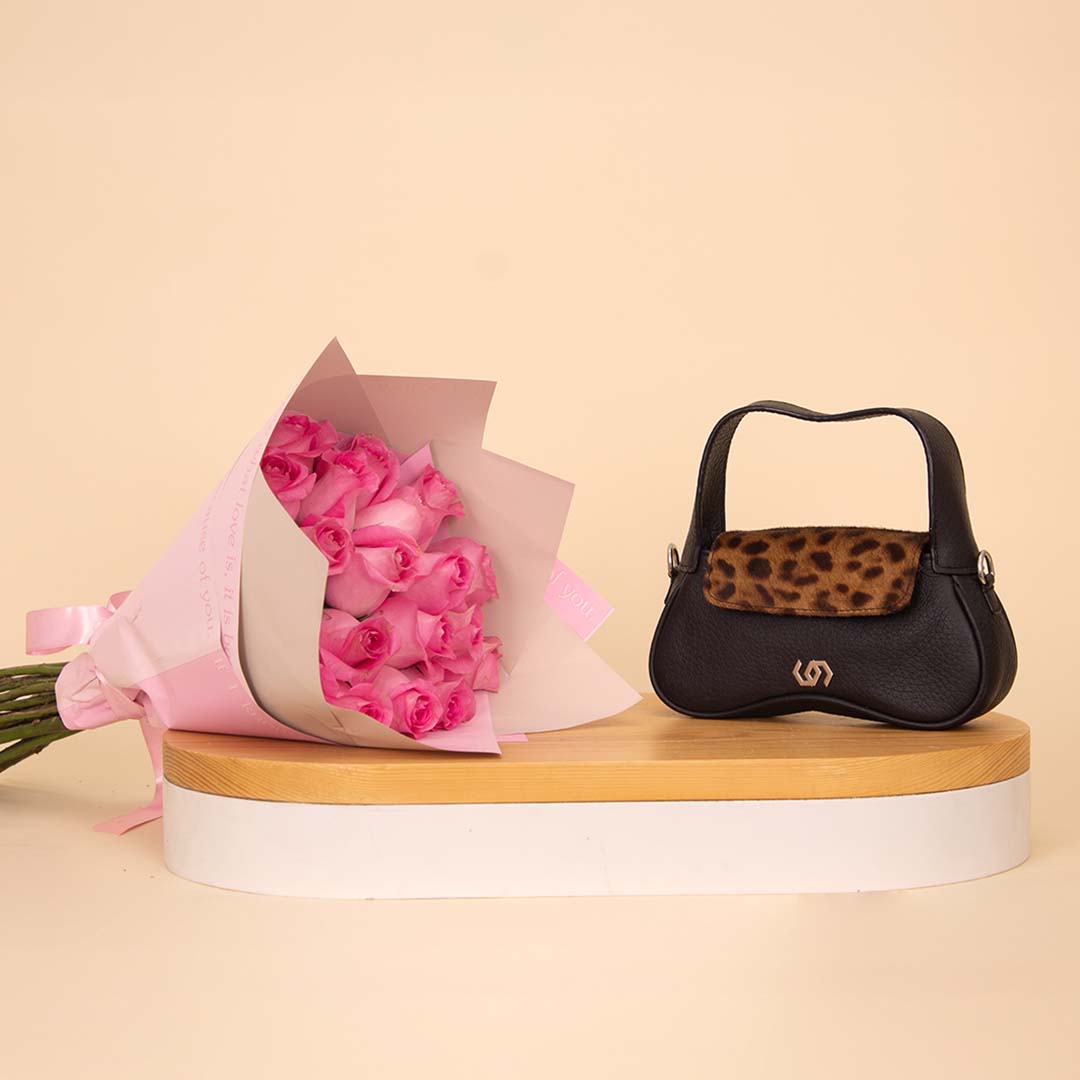 Flowrista Online Flowers Shop Cocan Black Tiger Bag with Hand Bouquet of 20 Pink Roses